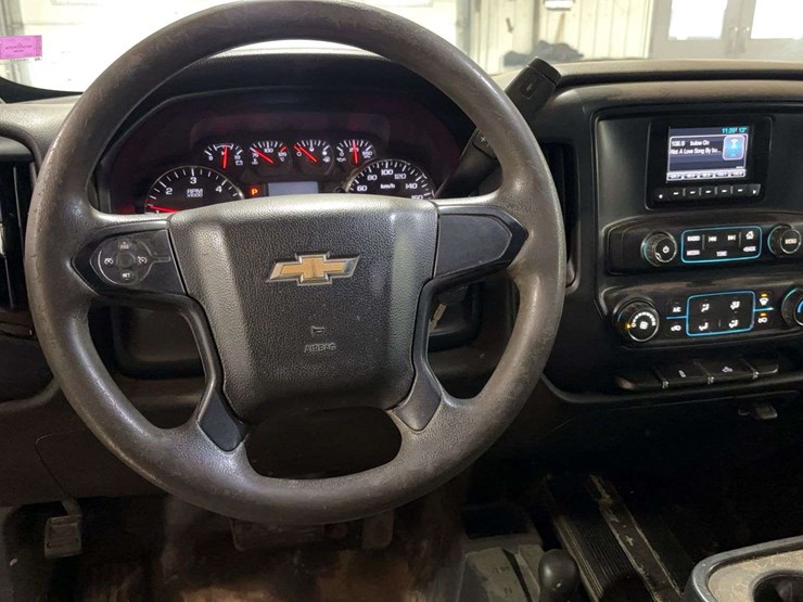 2015-chevrolet-silverado-1500-image-15
