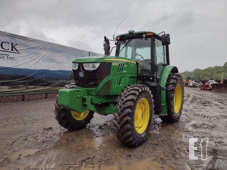 2014-john-deere-6140m-image-29