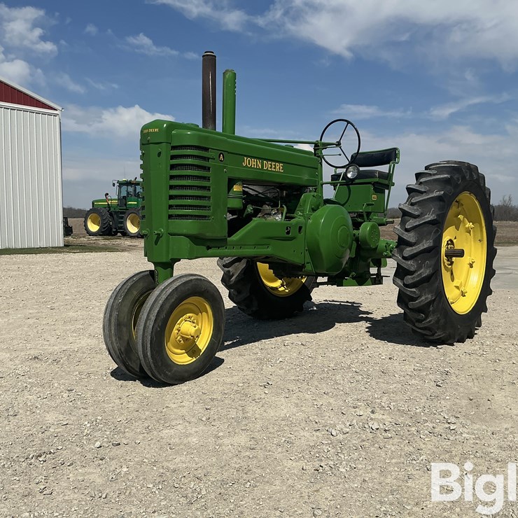 1949 JOHN DEERE A