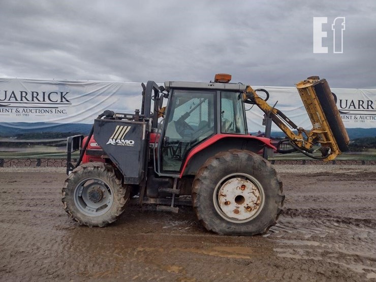 2002-massey-ferguson-4233-image-1