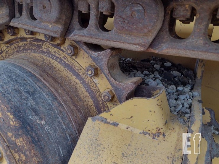 2017-caterpillar-d5k2-xl-image-34