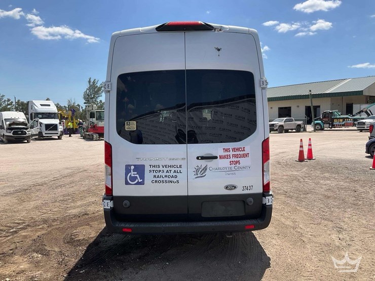 2019-ford-transit-image-19