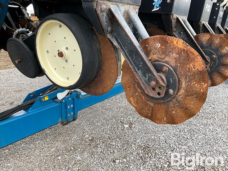 kinze-2600-image-13