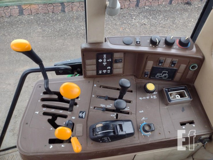john-deere-6410-image-10