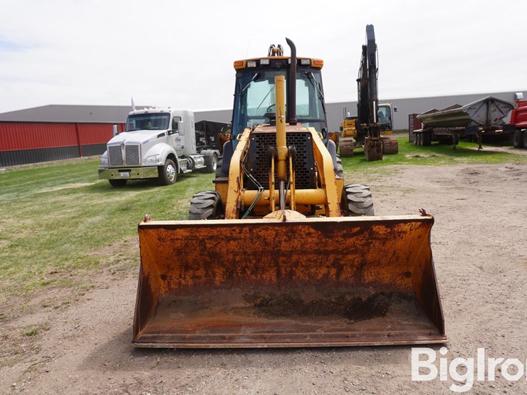 2000-deere-310se-image-2