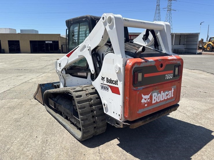 2016-bobcat-t650-image-4