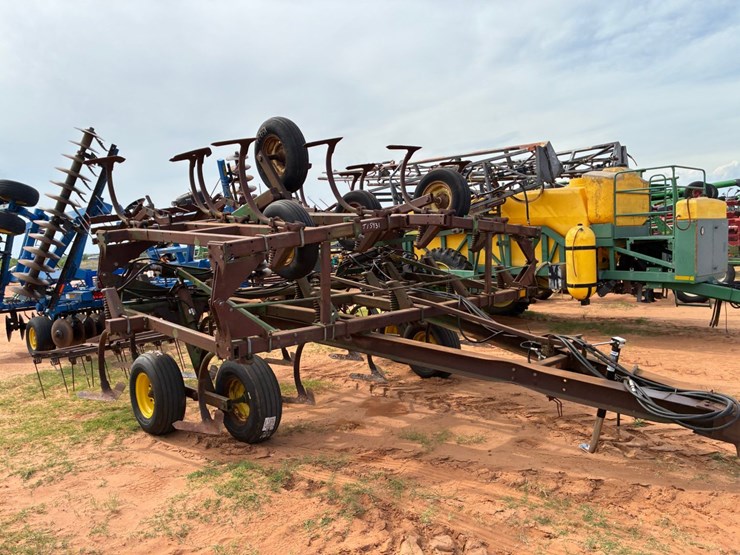 john-deere-610-image-2