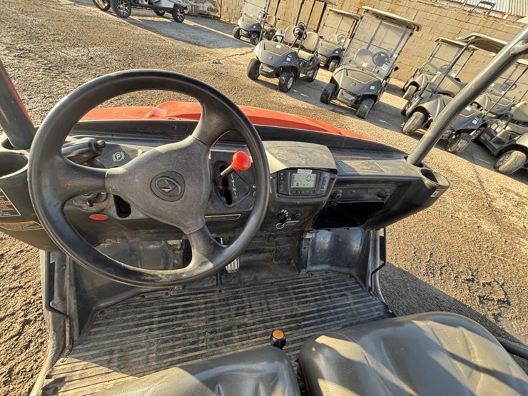 2016-kubota-rtv900-image-11