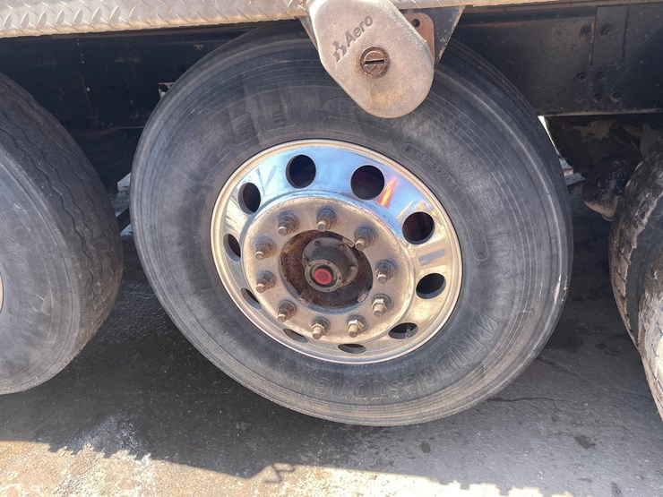 #4014-•-2013-quad-axle-mack-dump-truck-(has-wi-title)-image-13
