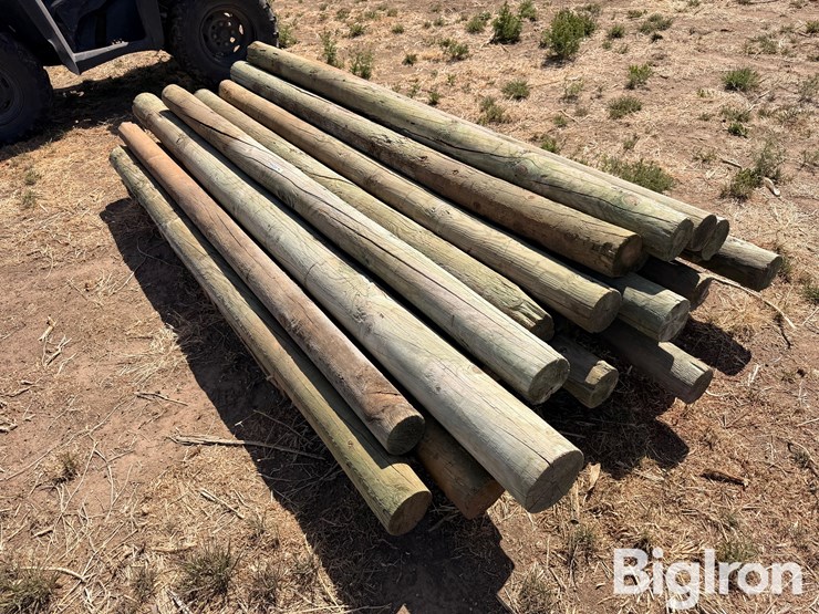 wood-fence-posts-image-1