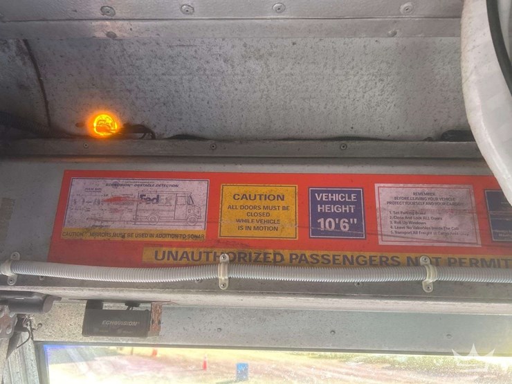 1998-freightliner-mt45-image-7