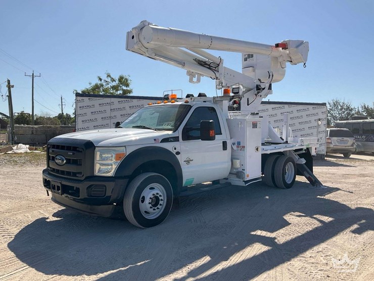 2015-altec-l37m-image-1