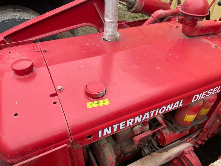 #4087-•-international-antique-dozer-image-11