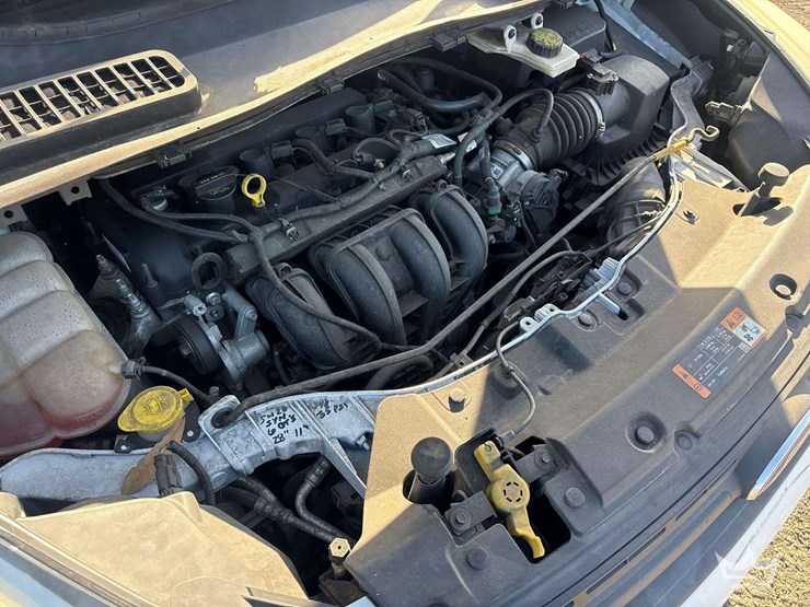 2016-ford-escape-image-8