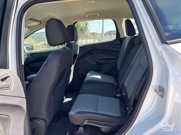 2017-ford-escape-image-18