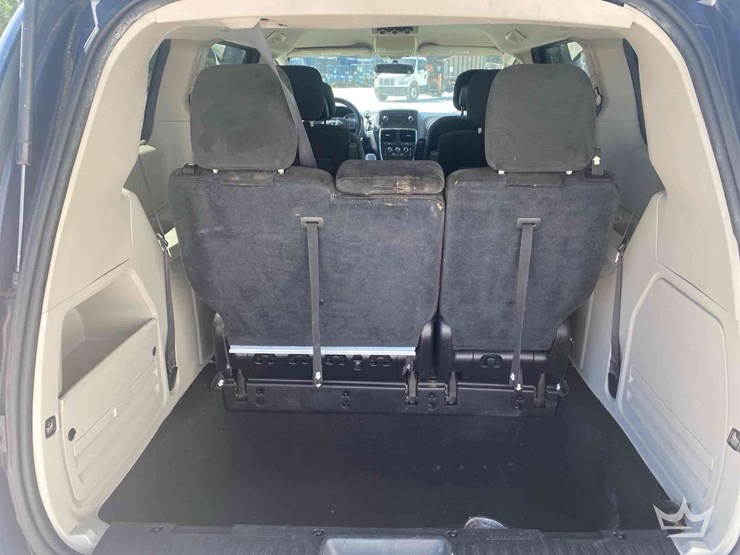 2016-dodge-grand-caravan-image-20