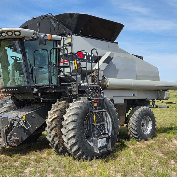 GLEANER S77