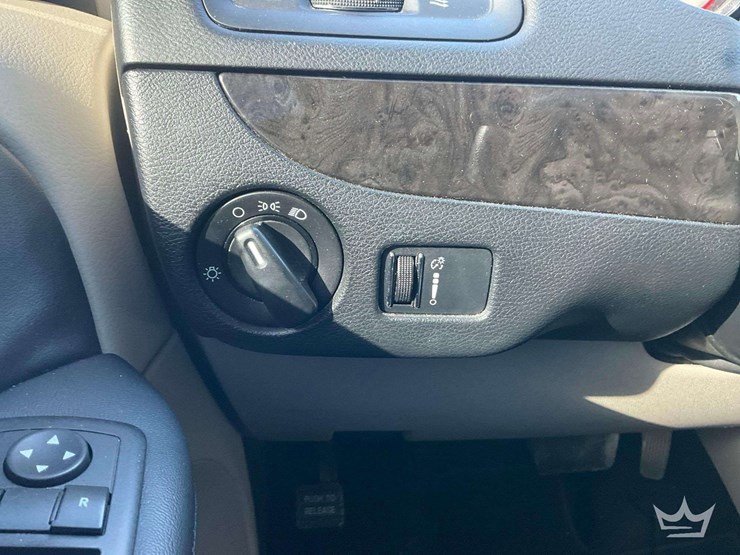 2017-dodge-grand-caravan-image-20