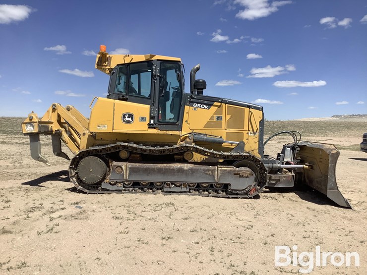 2012-deere-850k-xlt-image-4