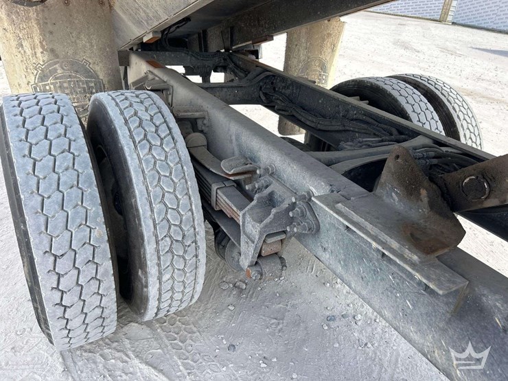 2017-ford-f750-image-28