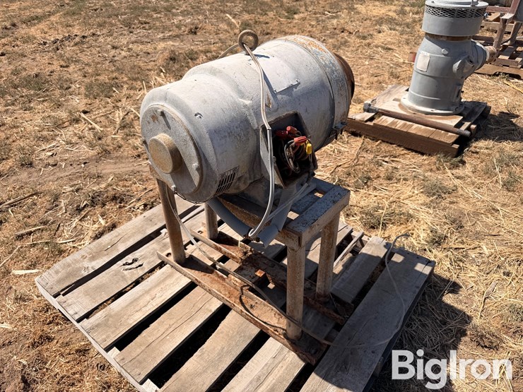 15kw-pivot-generator-image-3