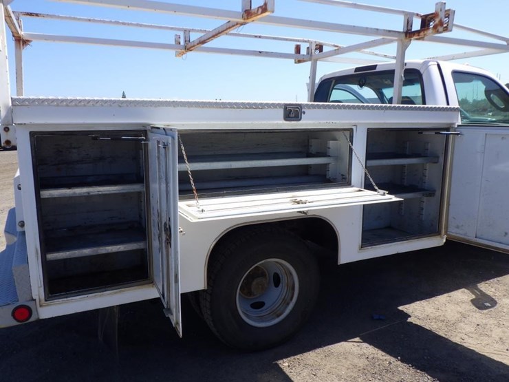 2004-ford-f350-image-9