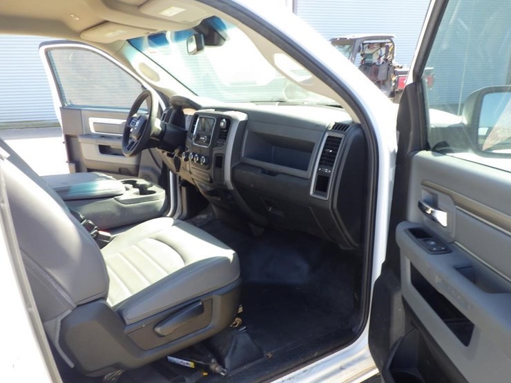 2019-dodge-1500-image-6