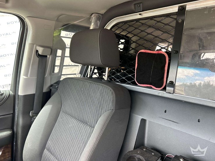 2019-chevrolet-tahoe-image-21