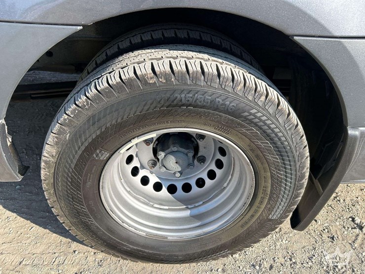 2021-mercedes-benz-sprinter-4500-image-32