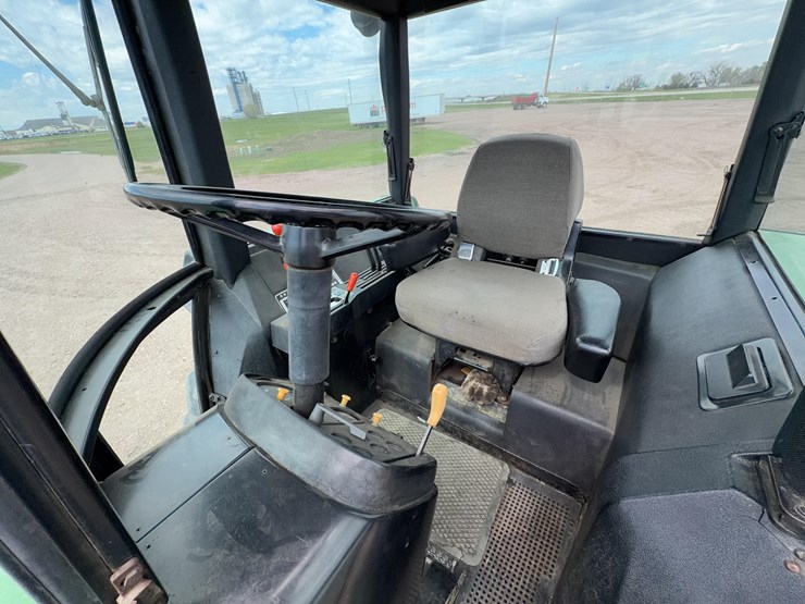 john-deere-4430-image-18