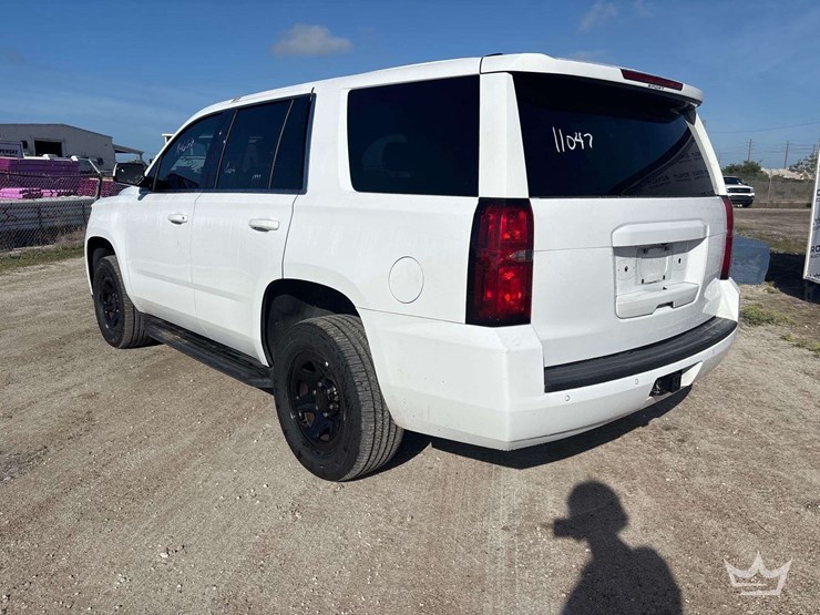 2019-chevrolet-tahoe-image-4