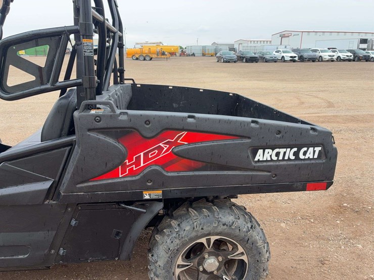 2017-arctic-cat-700-image-5