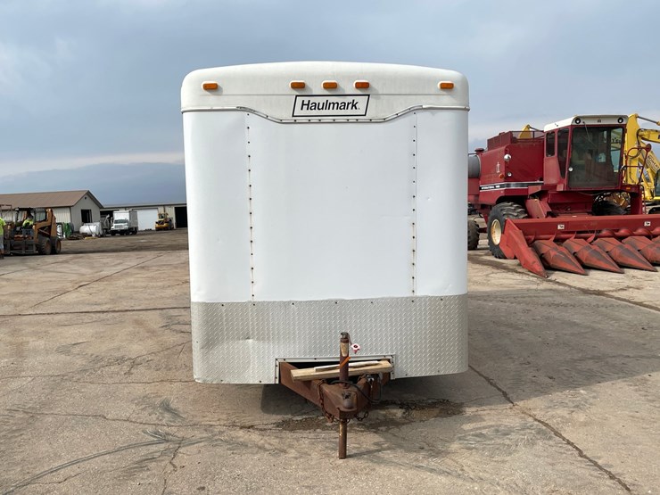 #4040-•-haulmark-enclosed-trailer-image-2