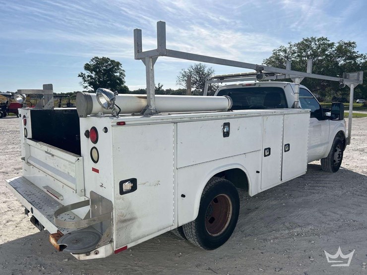 2015-ford-f350-image-3