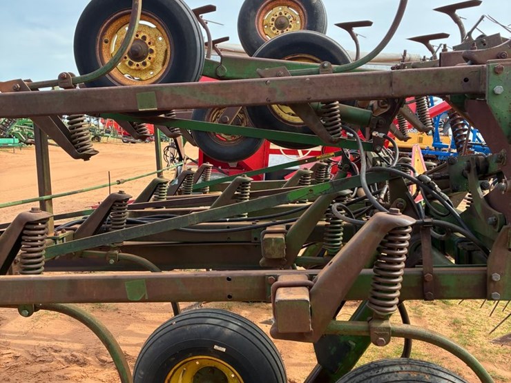 john-deere-610-image-6