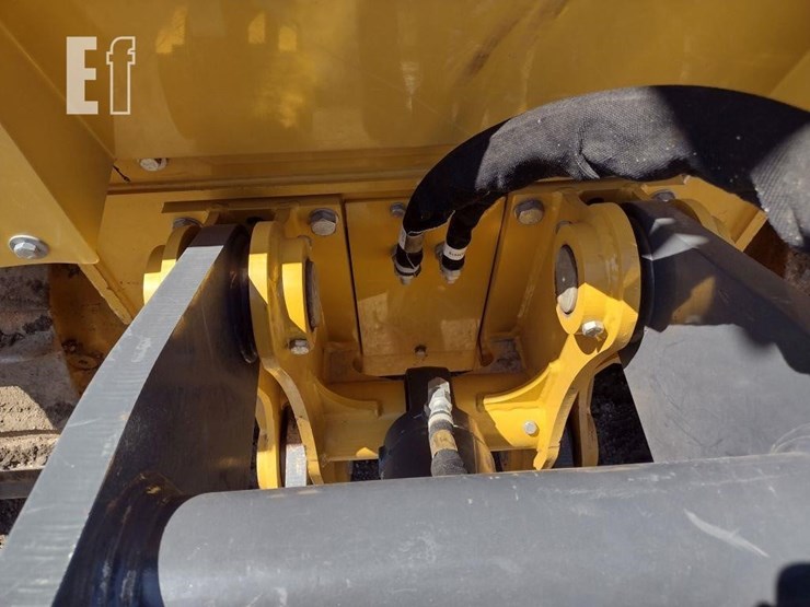 deere-650k-lgp-image-38