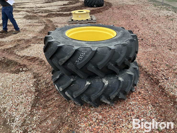 john-deere-28-image-8