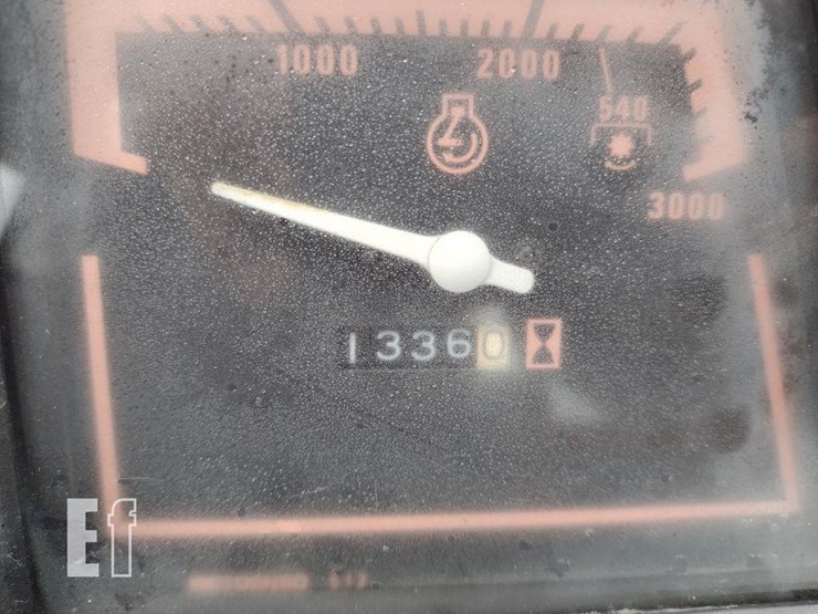 ford-2120-image-5