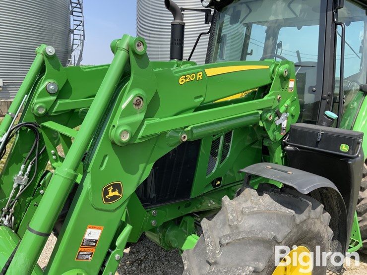 2022-john-deere-6120m-image-10