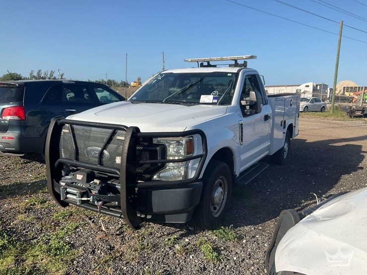 2022-ford-f250-image-1