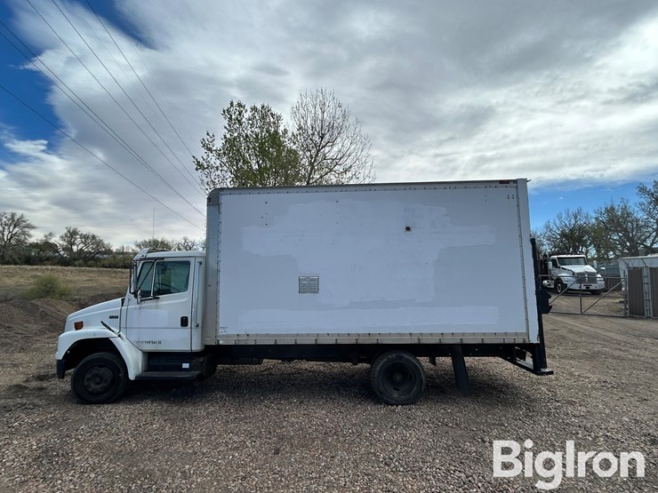 2000-freightliner-fl50-image-8