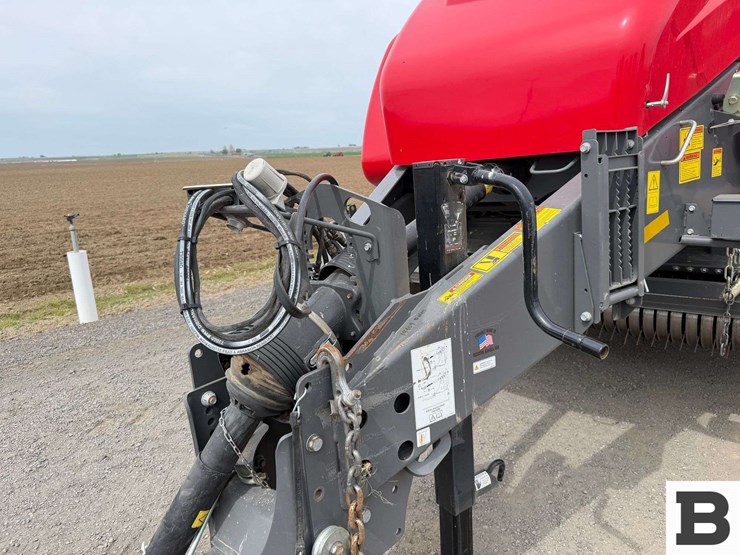 2022-massey-ferguson-2270-image-10
