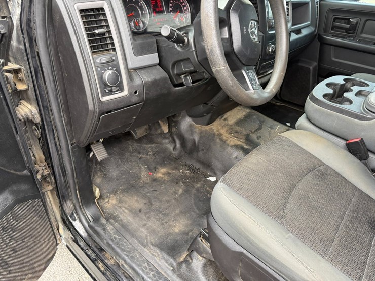2019-dodge-1500-image-50