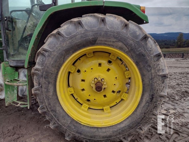 2001-john-deere-6410-image-15