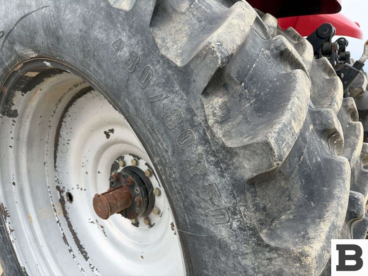 2018-case-ih-magnum-310-image-35