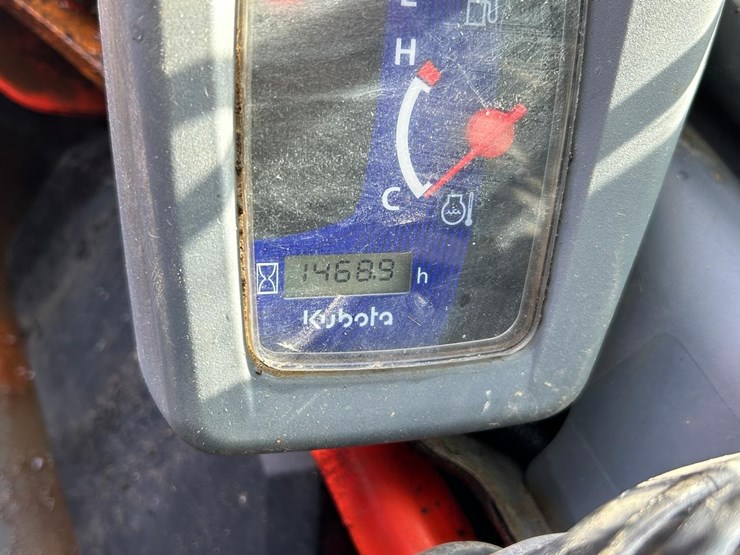 2018-kubota-ssv75-image-19