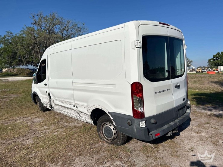 2017-ford-transit-image-4