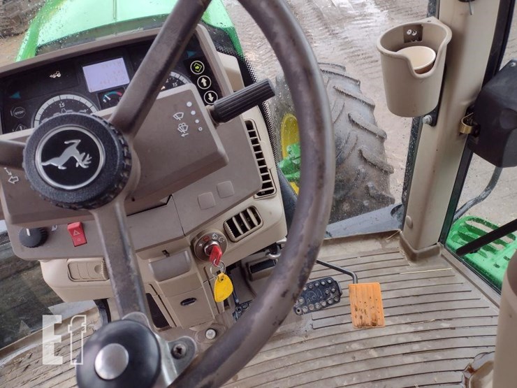 2014-john-deere-6140m-image-9