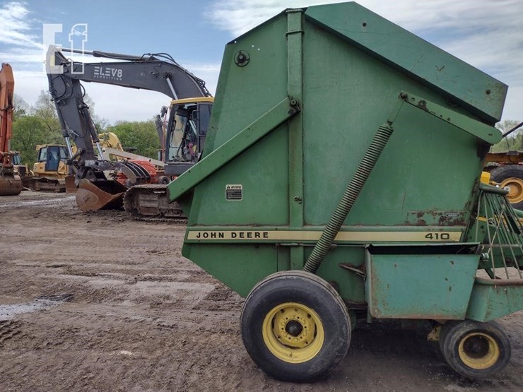 john-deere-410-image-18