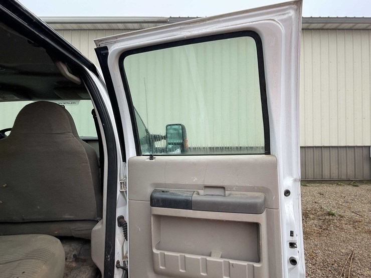 #4058-•-2009-ford-(has-wi-title)-image-74